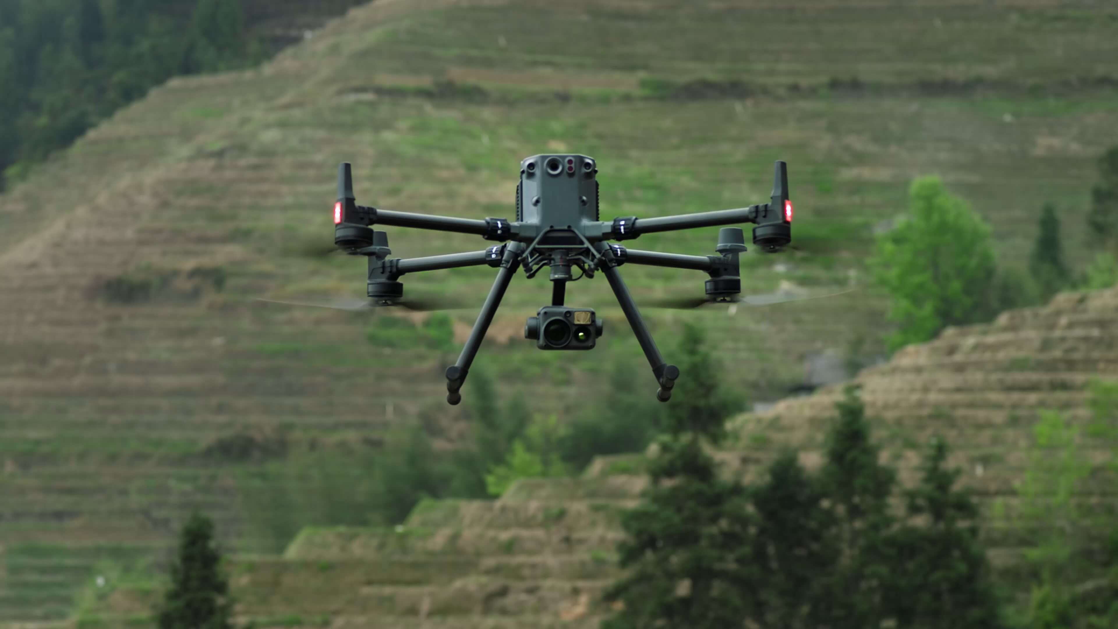DJI Matrice 350 RTK by DJI